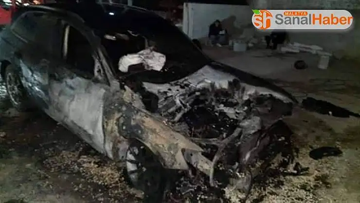 Yahudi yerleşimciler Filistinlilere ait 25 aracı tahrip etti