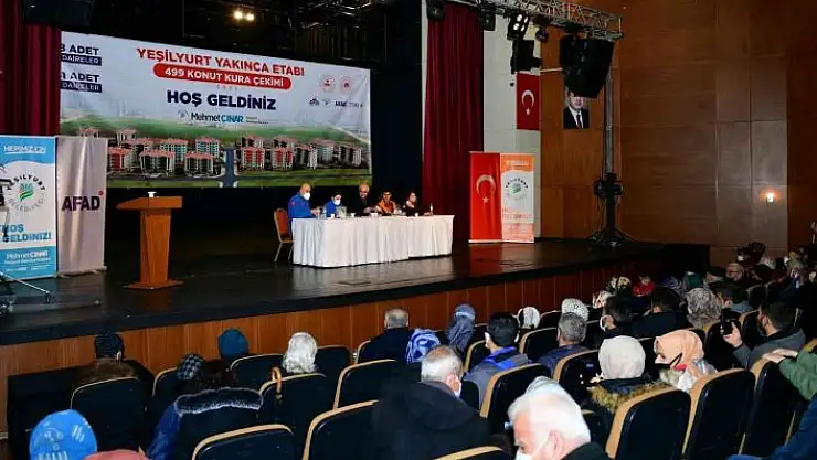 'Yakınca afet konutlarında 1.etap kura çekimi yapıldı'