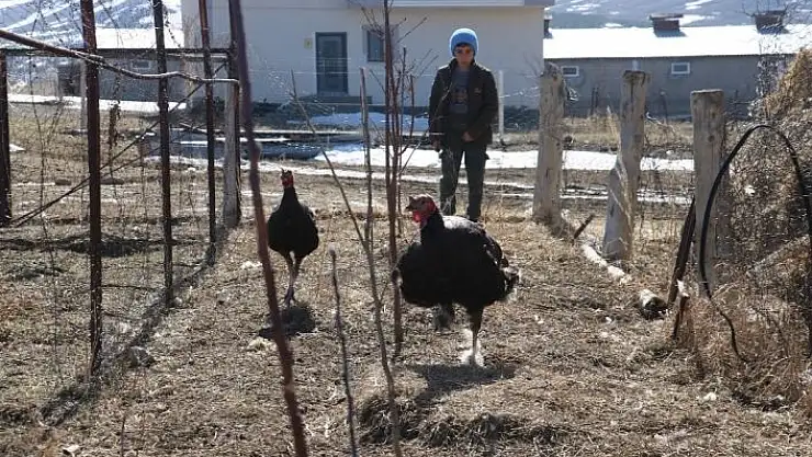 'Yaşı küçük kalbi büyük Enver´den örnek davranış'