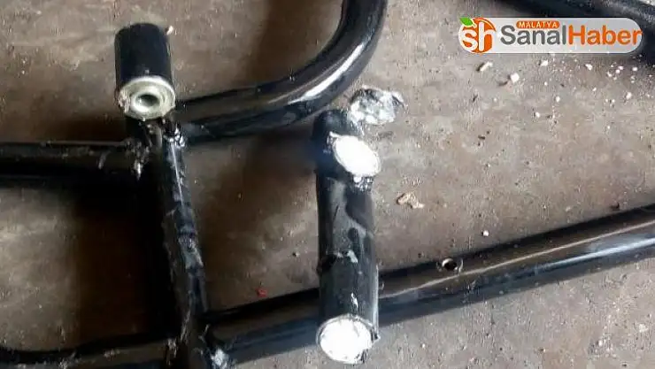 Yaşlı kadın tekerlekli sandalyesinde gizlediği kokainle yakalandı