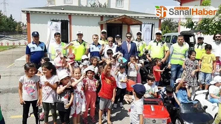 Yaz kursu öğrencilerine 'Trafik Eğitimi' verildi