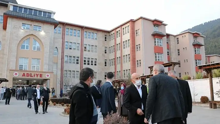'Yazıcıoğlu´nun ölümüne ilişkin üst düzey görevlilerin yargılanması başlandı'