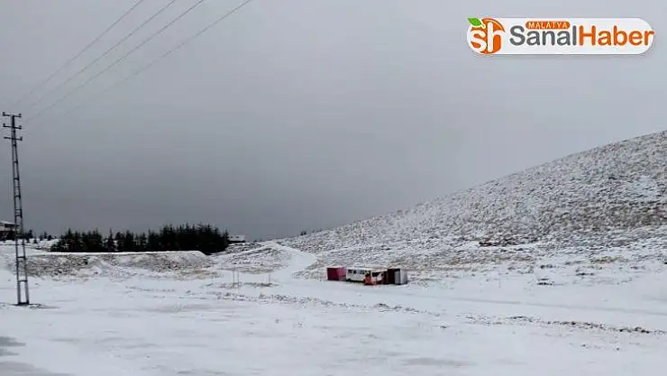 Yedikuyular Kayak Merkezi'ne mevsimin ilk karı yağdı