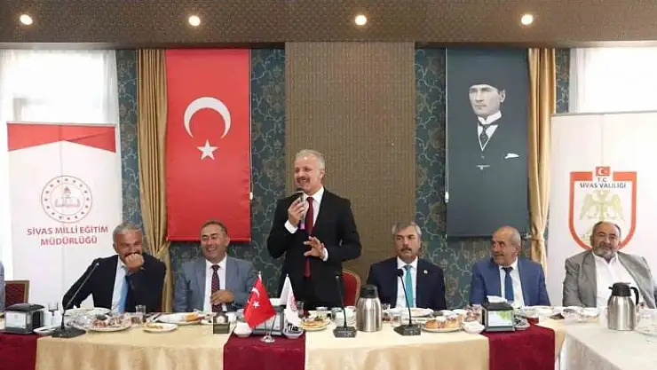 'Yener, muhtarlarla buluştu'