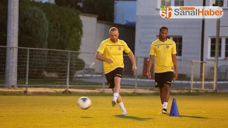 Yeni Malatyaspor, Partizan maçının taktiğini çalıştı