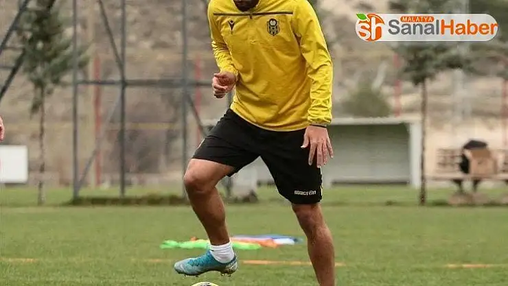 Yeni Malatyaspor yurt dışından gelecek futbolcuları bekliyor