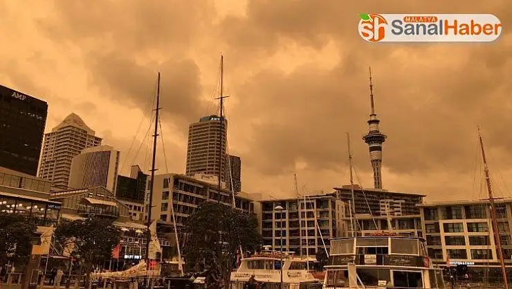 Yeni Zelanda'da gökyüzü turuncuya döndü