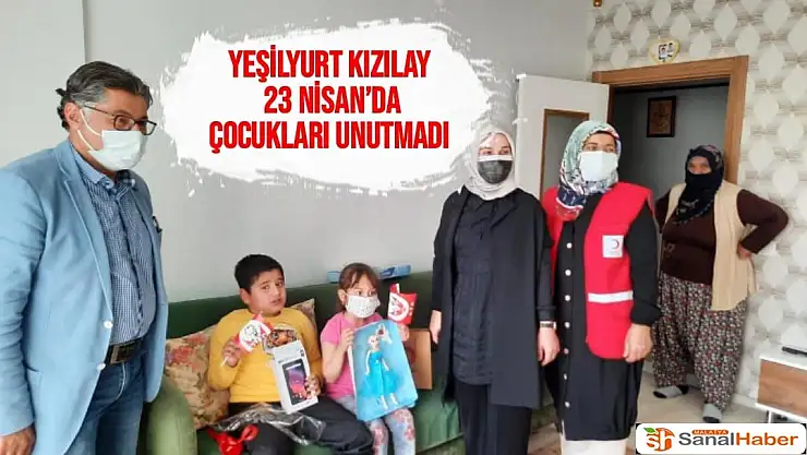 Yeşilyurt Kızılay, 23 Nisan´da çocukları unutmadı