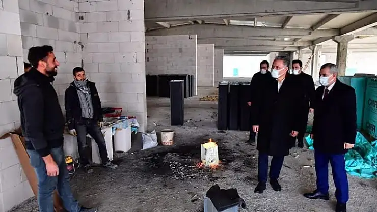 'Yeşilyurt´ta Çilesiz Semt Pazarı ve Yaşam Merkezi yapımı sürüyor'