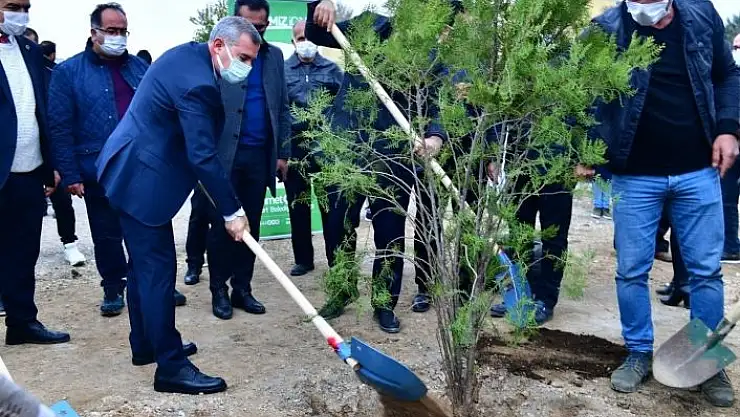 'Yeşilyurt´ta fidan dikme kampanyasına destek'