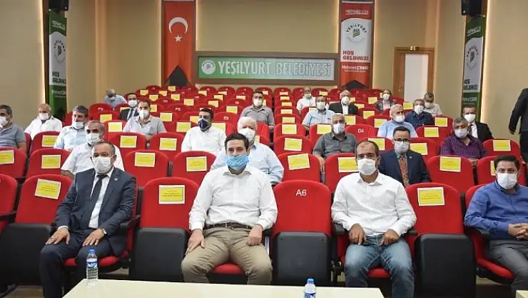 'Yeşilyurt´ta muhtarlara `Covid-19´ tedbirleri anlatıldı'