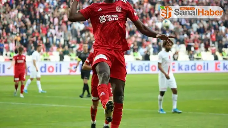 Yiğidolar evinde kral