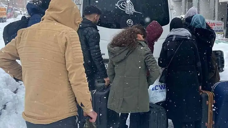 'Yolda kalanlar otellere yerleştirildi'