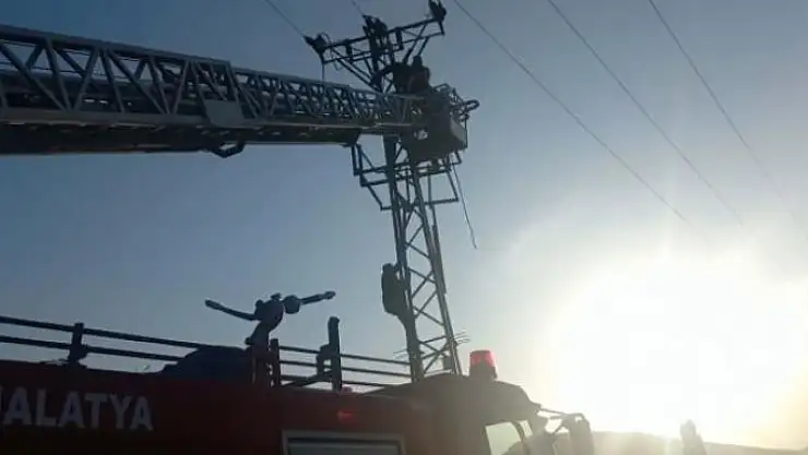 'Yüksek gerilim hattında akıma kapılarak yaralandı'