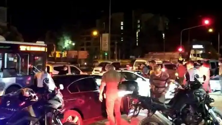 'Yumruklu kavgada 4 kişi gözaltına alındı'