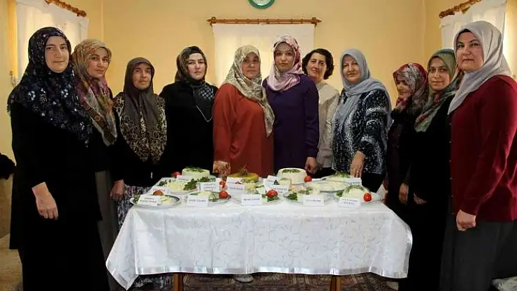 'Zamane kadınları peynir yapımını kursta öğreniyor'