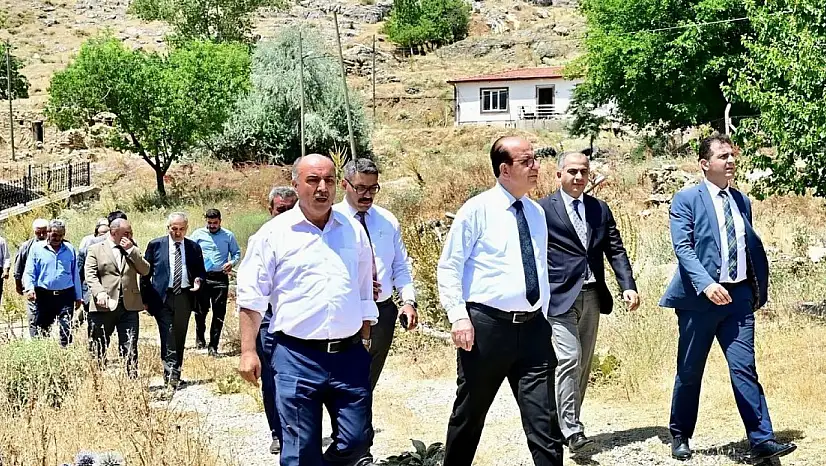 Geçit: 'Sorunları ertelemiyoruz, çözüm üretiyoruz'