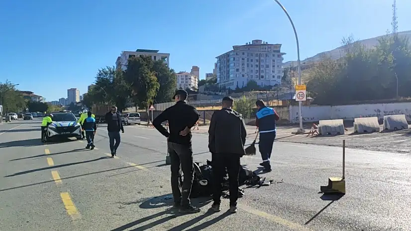 Malatya'da Kamyon İle Motosiklet Çarpıştı: 1 Kişi Yaralandı