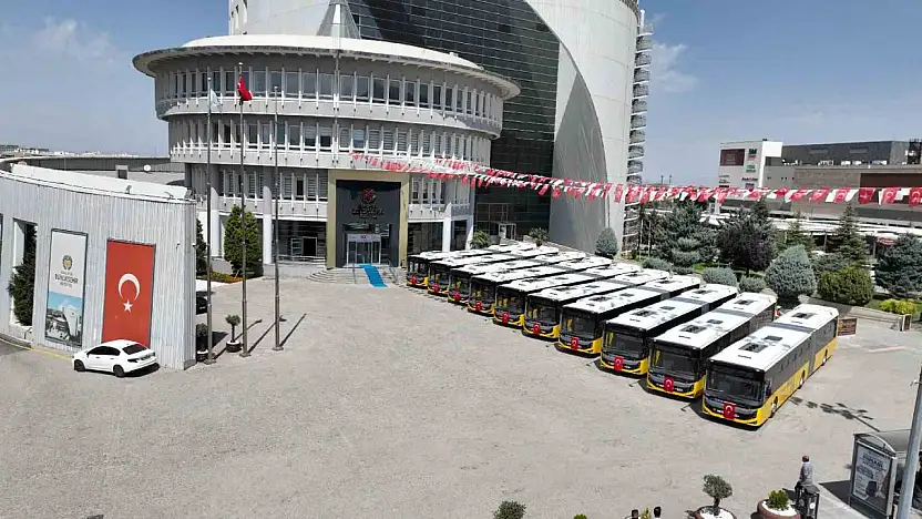 Büyükşehir Belediyesi 10 otobüs satın aldı