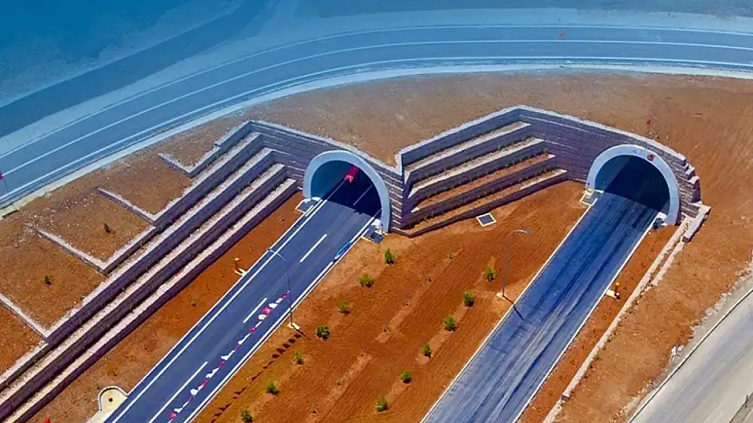 Erkenek Tüneli İle Karanlıkdere Geçişi 15 Dakika Kısaldı