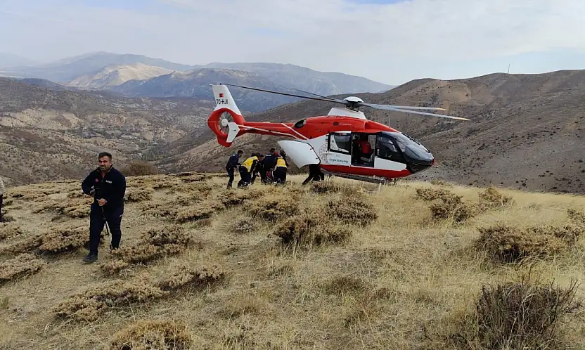 Ağaç Keserken Yaralandı Hava Ambulansı İle Kurtarıldı