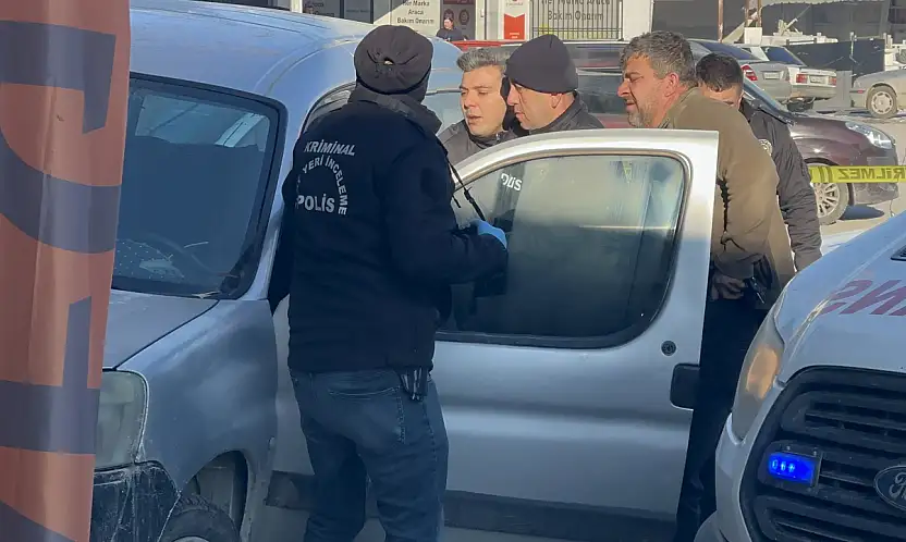 Direksiyon Başında Kalp Krizi Geçirip Hayatını Kaybetti, Aracı İşyerine Çarparak Durabildi