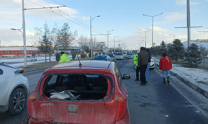 Malatya Çevreyolunda Kaza Ucuz Atlatıldı