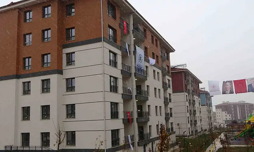 Malatya'da 11 bin 367 konut ve 128 iş yeri için kura çekimi yapıldı