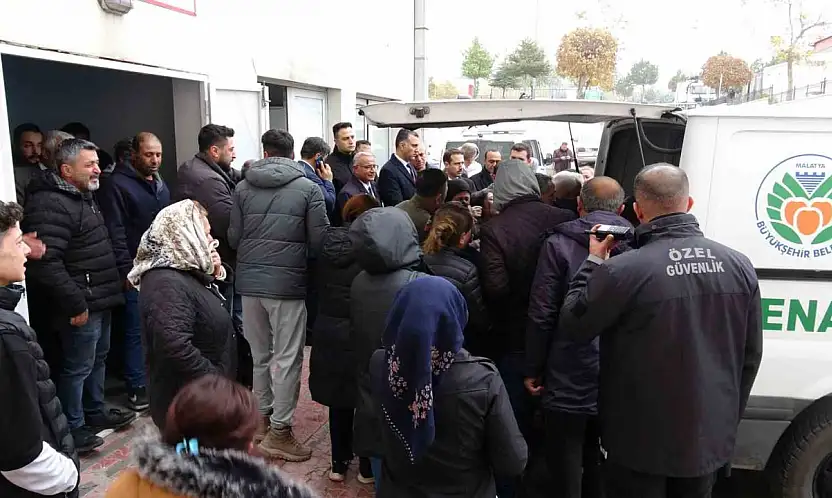 Malatya'da 12 yaşındaki öğrenci sınıfta kalp krizi geçirerek hayatını kaybetti