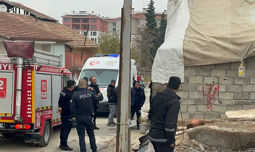 Malatya'da Suriyeli Aileye Ulaşılamadı: Ekipler Kapıyı Kırarak Eve Girdi