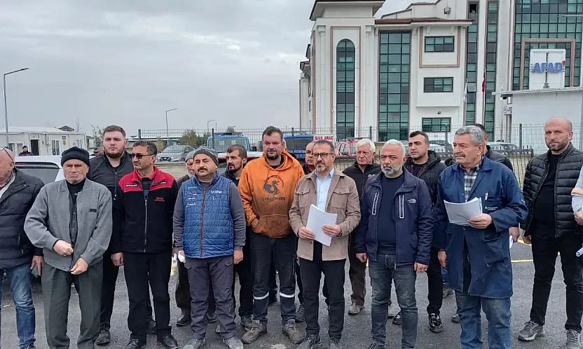 Malatya sanayi esnafı hak kayıplarını AFAD önünde gündeme taşıdı