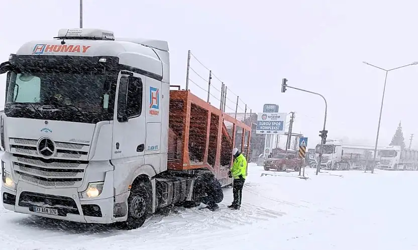 Malatya–Adıyaman İstikameti Kar Yağışı Nedeniyle Ulaşıma Kapatıldı
