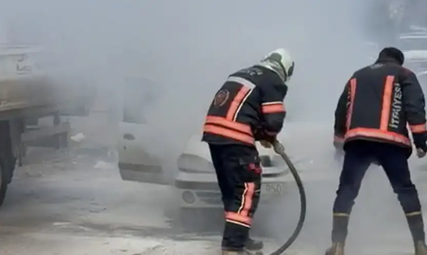 Sanayi Sitesinde Araç Yangını