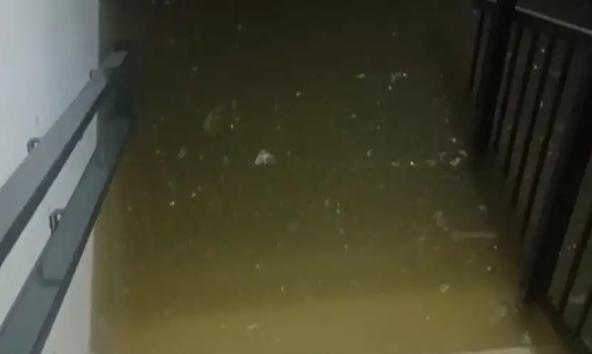 TOKİ 2. Etap'ta Bodrum Katları Su Bastı, Vatandaşlar Tepkili